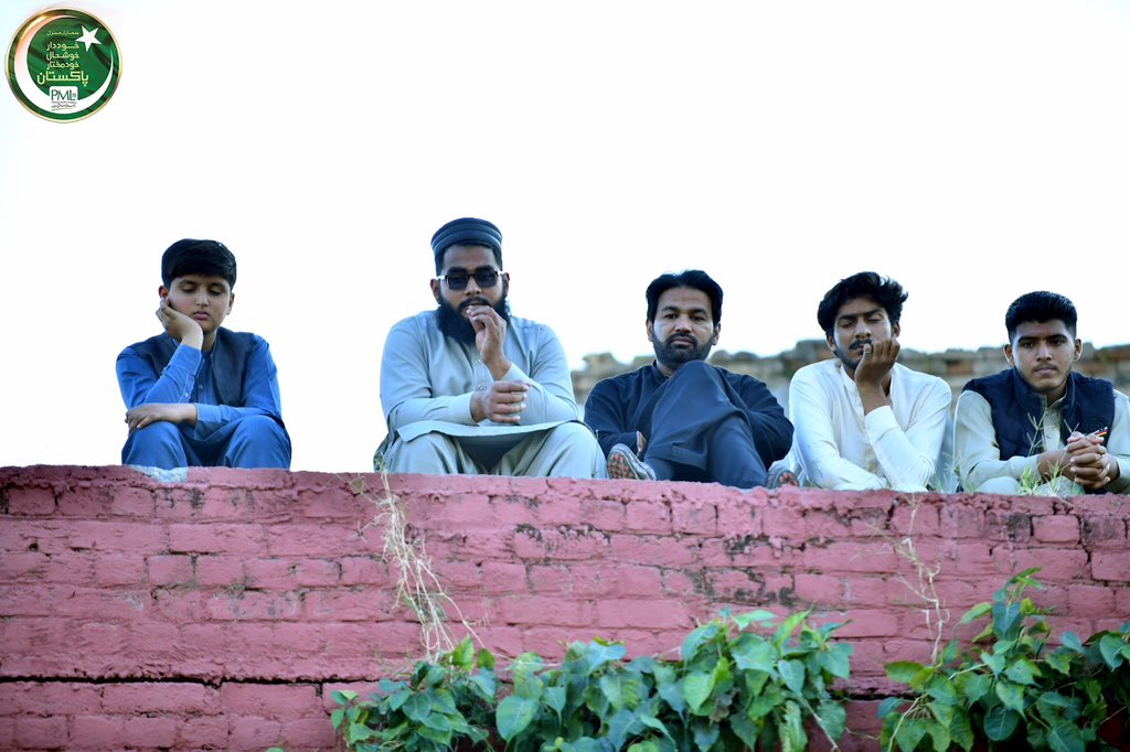 Abidrazakotla's tweet photo. پاکستان مسلم لیگ ن ورکرز کنونشن کوٹلہ/گجرات
#workersconventiongujrat https://t.co/JqbxFoEfWb