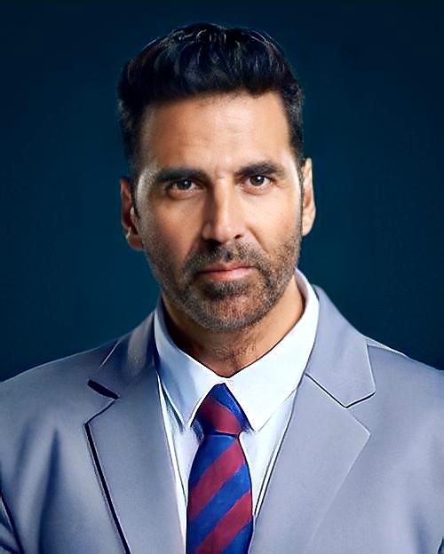 akkikumaritaly's tweet photo. #AkshayKumar looking dapper in a recent photoshoot https://t.co/taqsuKFbaB