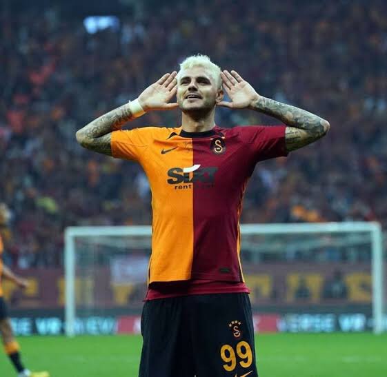 repligaa's tweet photo. Taraftar 5 istedi 7 attık. 10 istediler zaman yetmedi.

Mauro İcardi https://t.co/rdAEXNrVkg