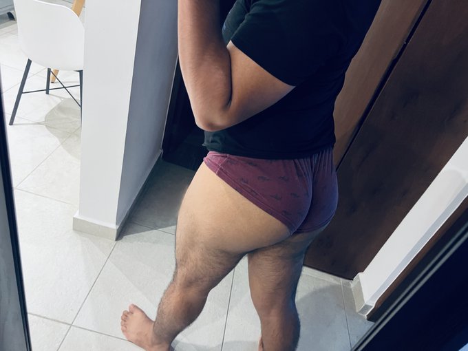 Little leg?? https://t.co/xsuJxHloKZ