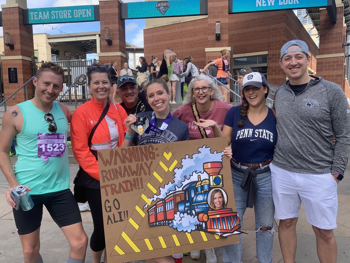 Ali_IngNews's tweet image. A pretty good day in Charlotte! I PRed my marathon by 54 minutes and came in third in my age group then scooped up a RTDNA with @cullenbrowder. Wouldn’t be here without support from @WRAL, my Raleigh running fam and my coach @danjamdoc