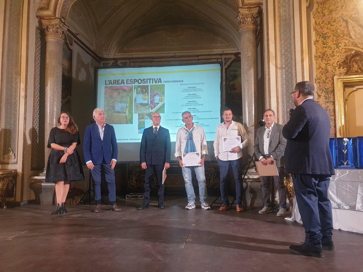 EurofloraOfficial (@euroflorage) on Twitter photo Oggi a Catania il 48^ Premio Internazionale  Garofano d'argento con la premiazione dei florovivaisti siciliani presenti a Euroflora 22 <a href="/regionesicilia/">Sicilia</a> <a href="/Federfiori/">Federfiori</a> <a href="/confcommercio/">Confcommercio</a> Oggi a Catania il 48^ Premio Internazionale  Garofano d'argento con la premiazione dei florovivaisti siciliani presenti a Euroflora 22 <a href="/regionesicilia/">Sicilia</a> <a href="/Federfiori/">Federfiori</a> <a href="/confcommercio/">Confcommercio</a>