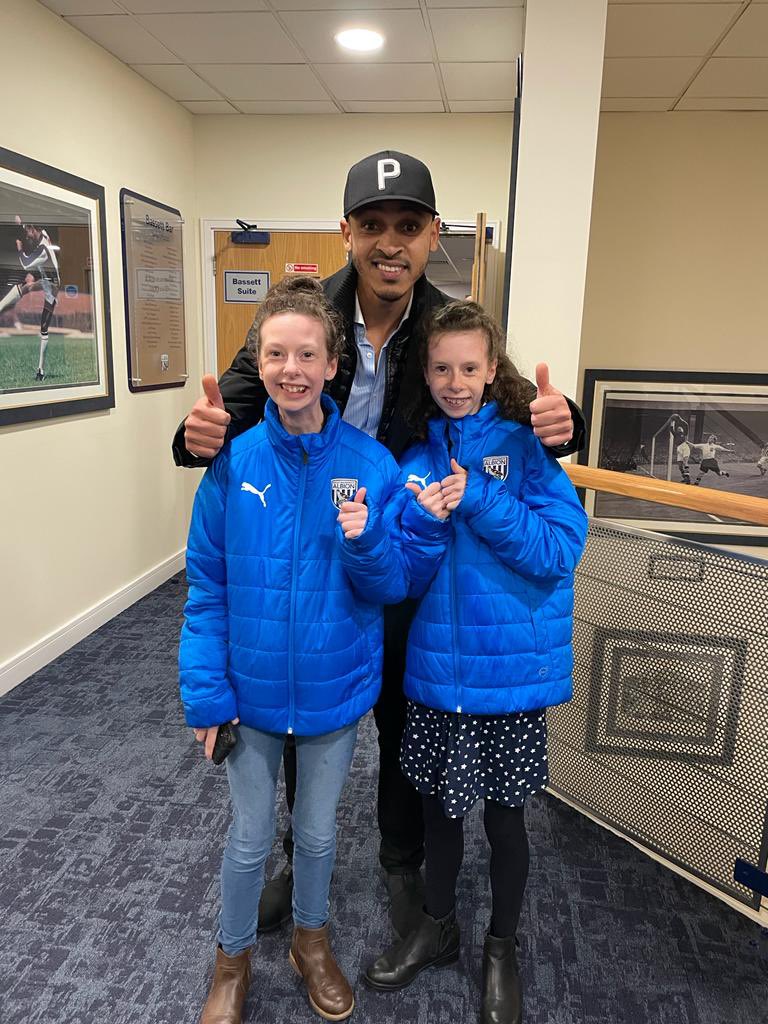 Good to bump into @OdemwingieP  again - what a top bloke 💙💙💙