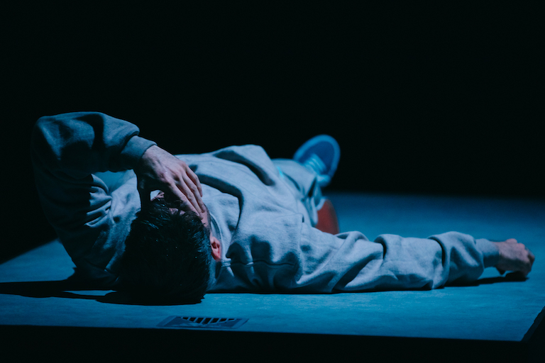 LiveTheatre's tweet photo. Check out these production shots for #OneOff featuring the brilliant cast @ricrenton @RyanNolan_21 @RickyAShah & @Malk29
📷 by @VonFoxUK
Next performance Tue 15 Nov running until 26 Nov
See the rest of the pics, find out more & book at https://t.co/ZvFmpXIfiG
#ticketsgoingfast https://t.co/1oFeQJ4xeG