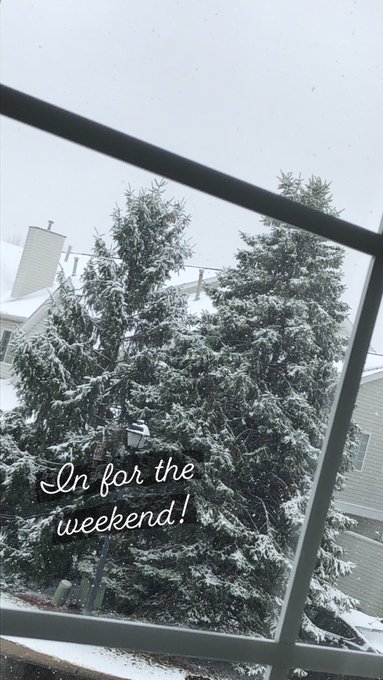 Hope you&rsquo;re enjoying your weekend pervs! 💋💜 https://t.co/FHxrcbU8OY<a href="/tag/mvsales"class="tags"><span>#mvsales</span></a>