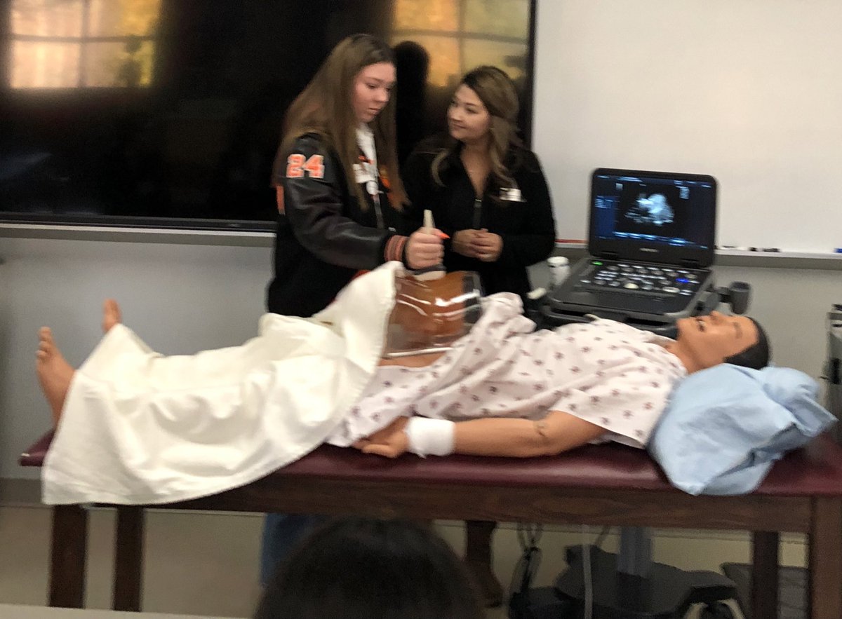 FlyNewmanU's tweet photo. Our Health Professions Day 🩺🩻 at @NewmanU was a huge success. Thank you to our Admissions Student Ambassadors &amp; Health Science Program Directors for showing future Jets their pathway to success. #FlyNewman https://t.co/xOKDpiW1mC