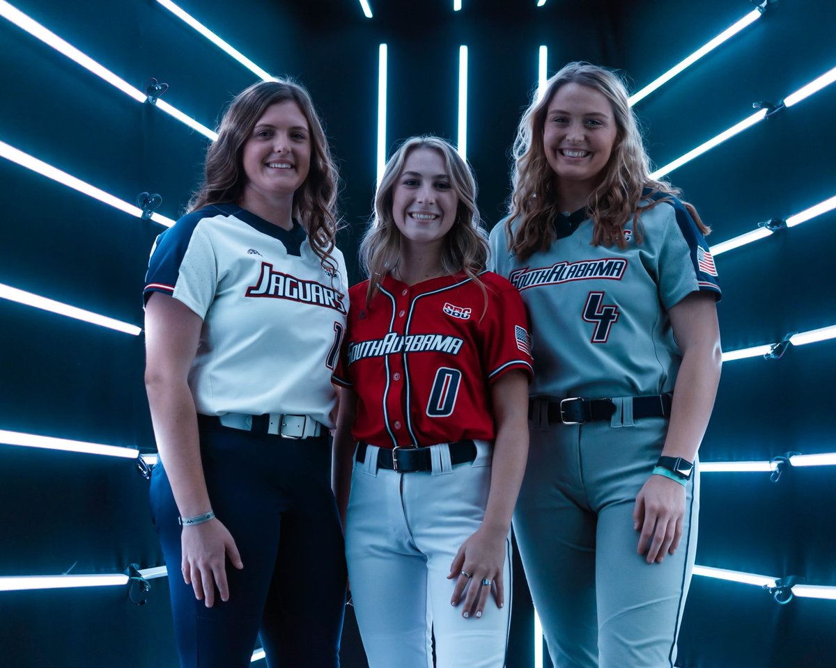 AL_Bolts2023's tweet photo. Thank you @SouthAlabamaSB for officially hosting these  three stud Jaguar signees and Alabama Thunderbolt teammates!! Emily Mizelle, Caitlyn Gavin and Ryley Harrison https://t.co/tGdanX3LV4