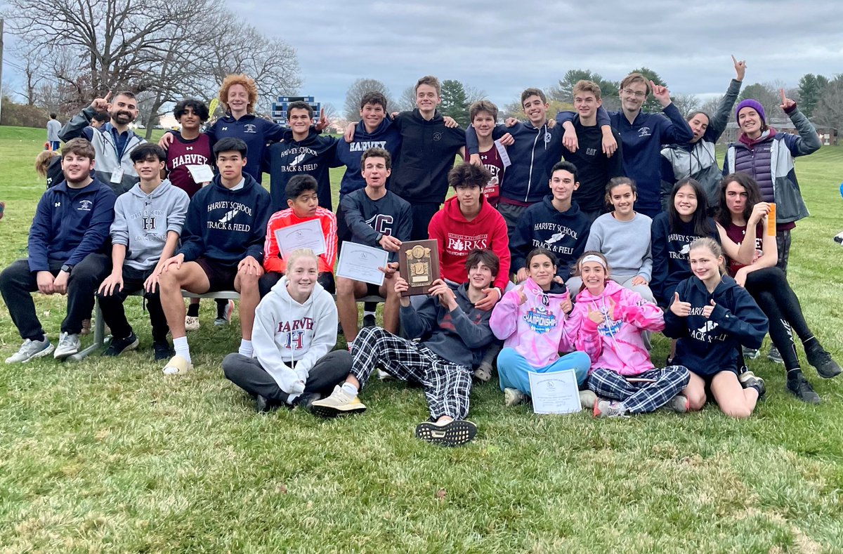 Congrats to Harvey XC team whose boys won both the varsity and JV competitions at the NEPSTA Championship meet in Kent, CT. First champs of HVAL, now of New England!  Way to #GoCavs #HarveyPride <a href="/ChrisDelCampo1/">Chris DelCampo</a> <a href="/lohudsports/">lohud sports</a> @lohudinsider