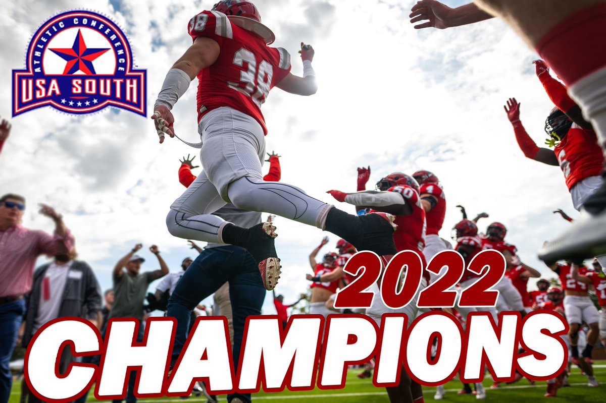 WHOOP!! USA SOUTH CHAMPIONS! #4Peat 
#HawkEm