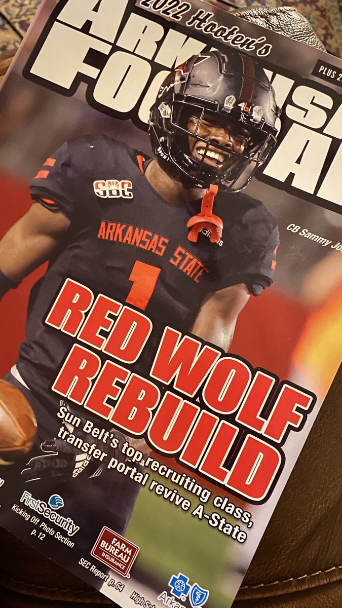 ArkaBama_Fan's tweet photo. Congrats Coach Butch Jones!! @AStateFB let's turn this around and pick up two more W's and end this rebuilding year on a high note after Blake Anderson fiddled and farted around while letting @ArkansasState FB pay him a really good salary for doing absolutely NOTHING.#GoStateGo https://t.co/ekOh1yU79U