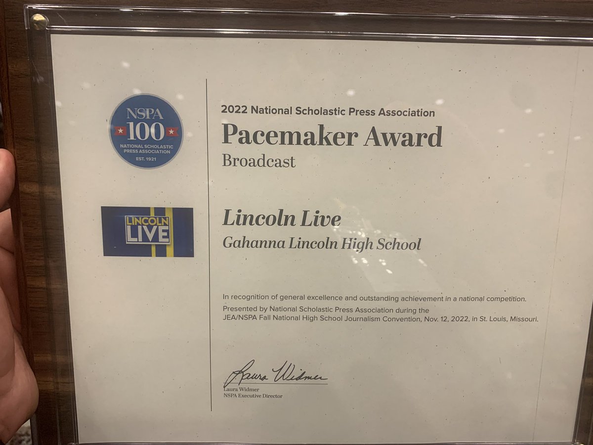 LincolnLiveTV's tweet photo. Lincoln Live was just won The Pacemaker Award as Best Broadcast Program in the United States at the National Scholastic Press Association Convention in St. Louis. There were 21 nominees and only the Top 4 won Pacemakers. @GLHSLions @GahannaJeffersn https://t.co/2h78y0OmLO