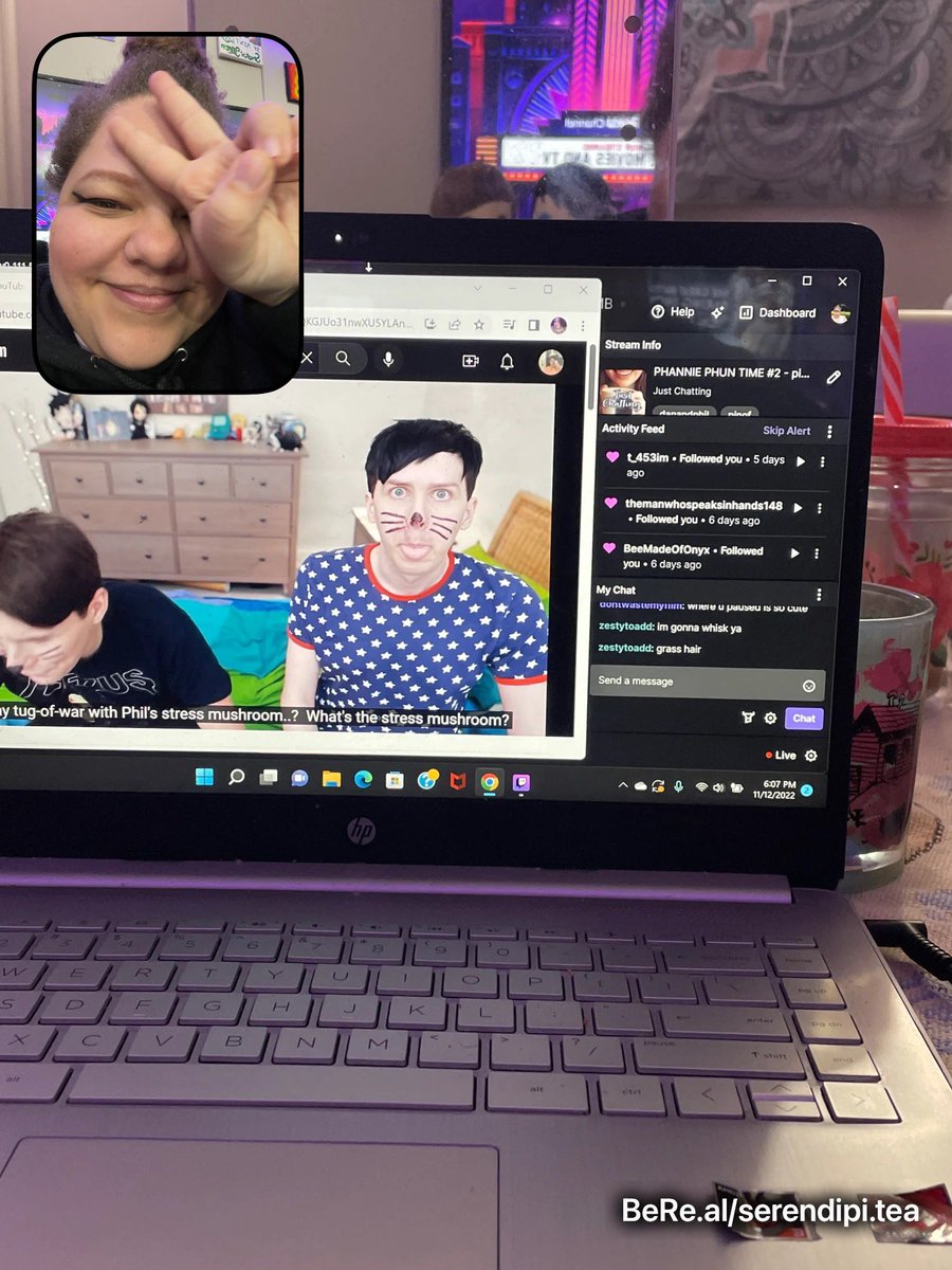 bricheesy's tweet photo. pinof party ✅ !!!! thanks y’all for laughing with me!! :) #pinof #ladders #ihadanotherhashtagbutiforgot #philmail https://t.co/9y5MAb6t4B