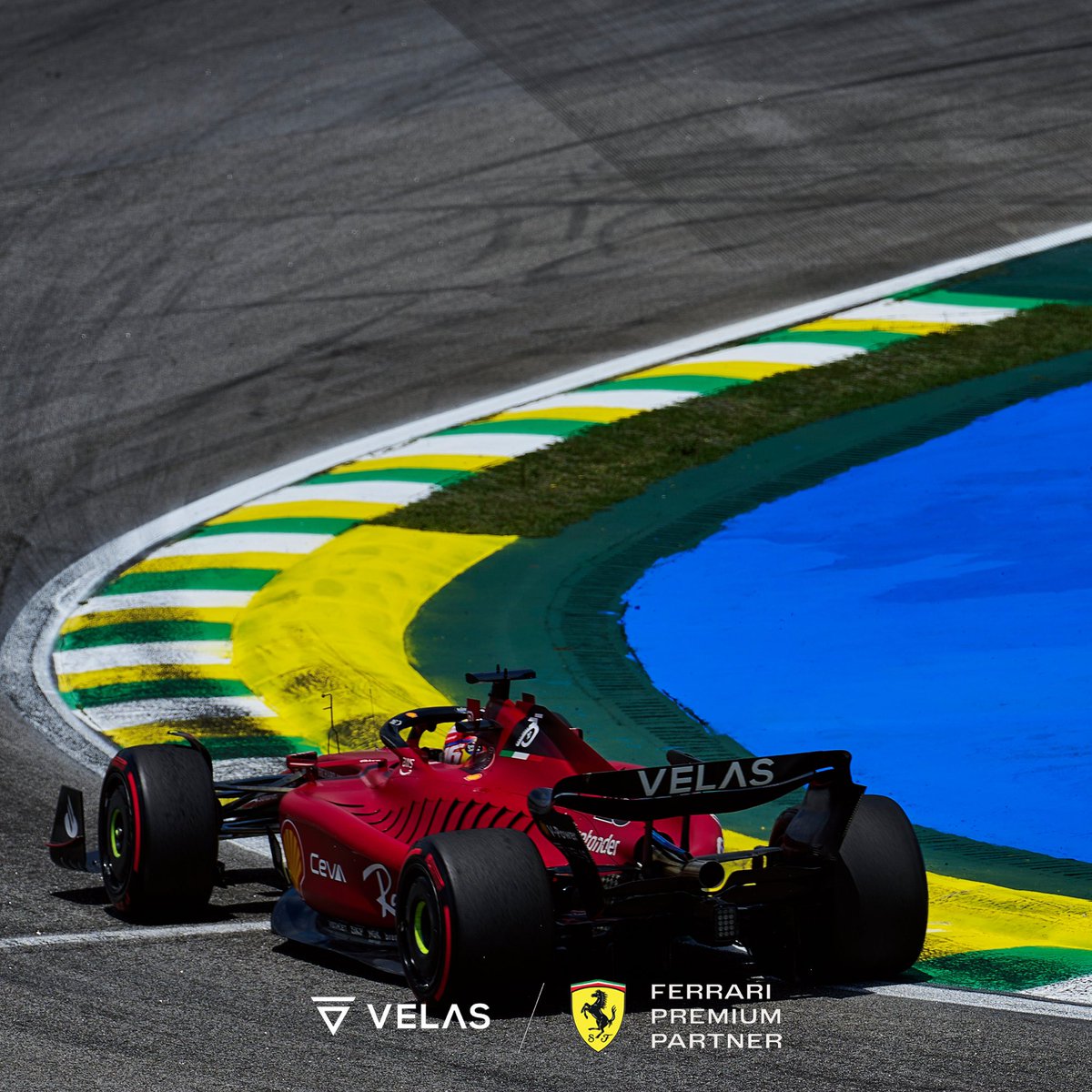 That's P2 for @carlossainz55 in a manic #BrazilGP #F1Sprint, and @charles_leclerc not far behind in P6! Despite a grid penalty for Carlos which sets him back to P7, moving Charles to P5, there’s all to play for in tomorrow’s race. Forza Ferrari, #FutureDriven #essereFerrari🔴