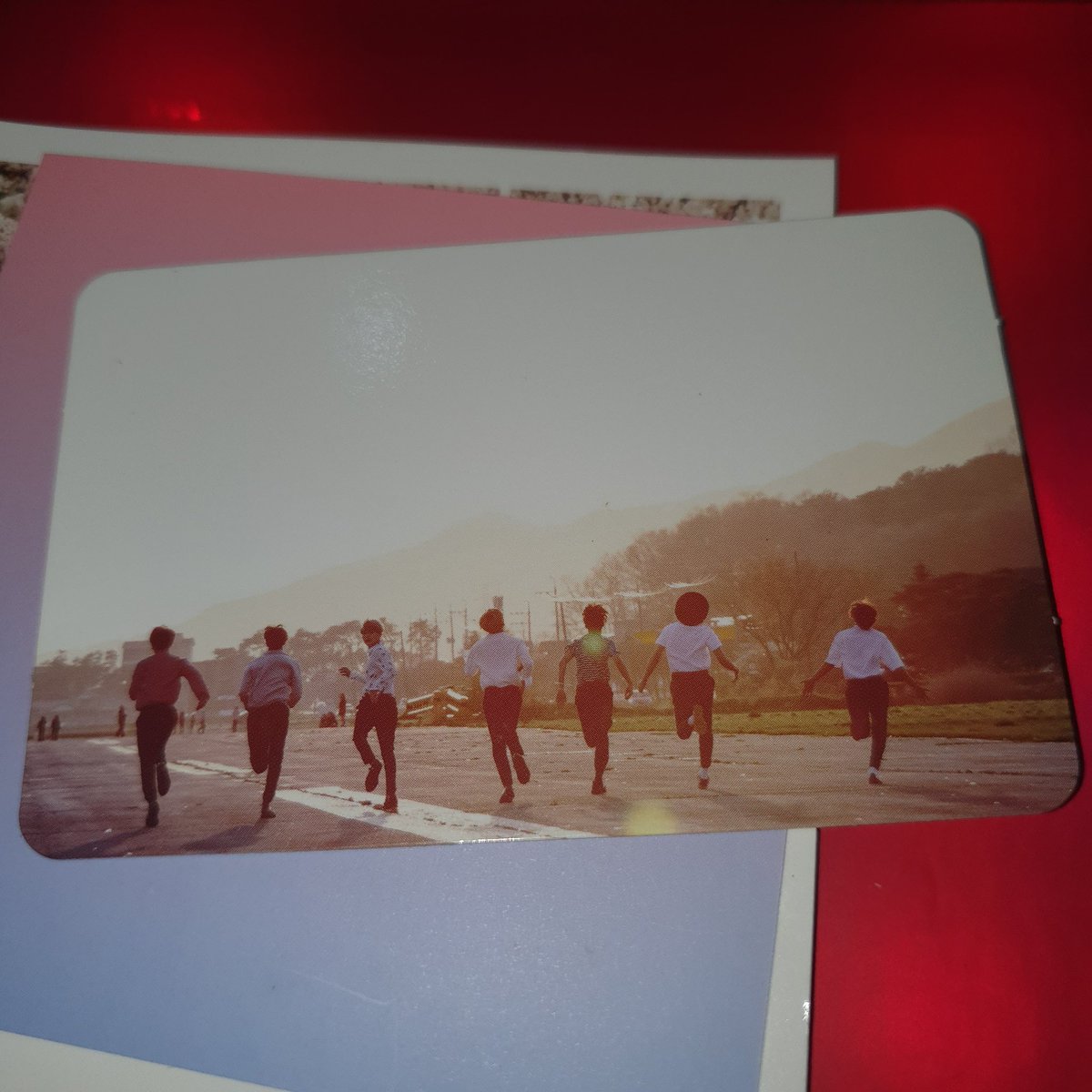 shinelou's tweet photo. Selling some of my BTS photocards https://t.co/wbPwB7UTD9