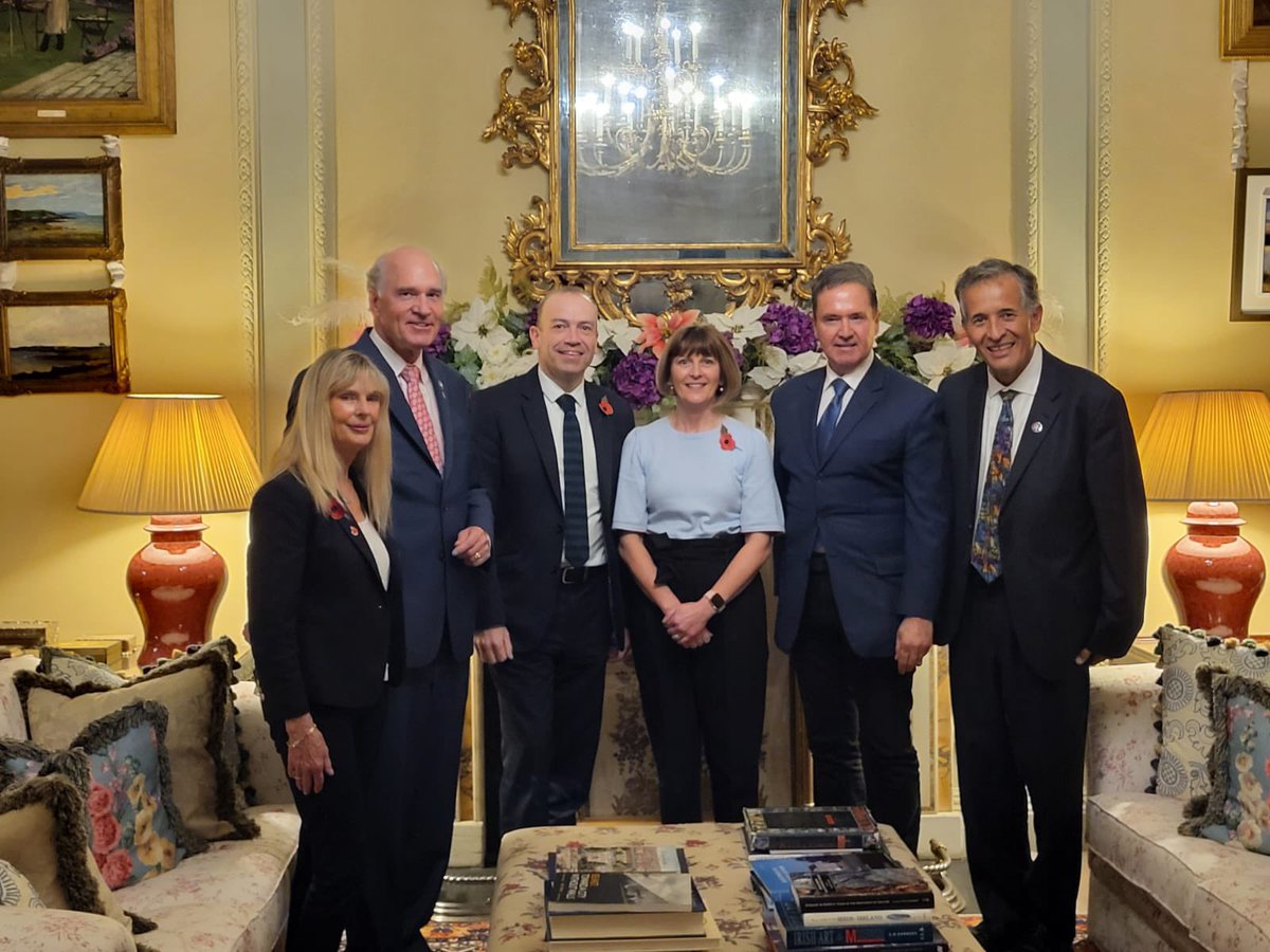 chhcalling's tweet photo. The US and the UK share a commitment to protecting the Belfast (Good Friday) Agreement. Good to meet US government representatives today to discuss this, and my plans to get the NI Executive back up and running. https://t.co/Htm3G9GmLF