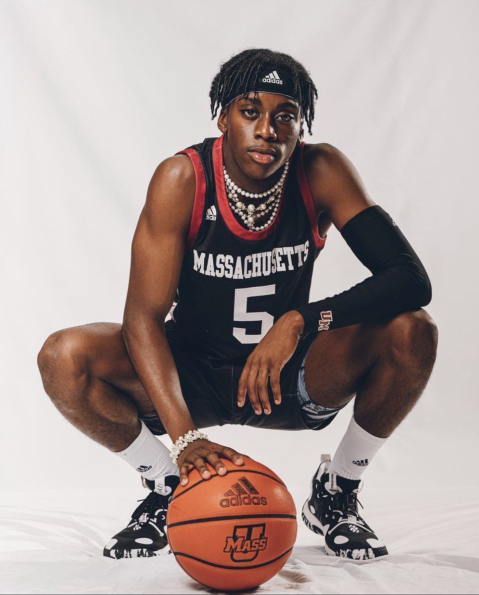 UMASS COMMIT 6’6 Wing 2023 Robert Davis was on fire today! 

Finished with 35pts 8assists 3steals 6rebounds against a tough Massanutten squad. 

<a href="/SocalAcad/">SoCal Academy</a> 
<a href="/Coach_Chaney/">Chris Chaney </a>