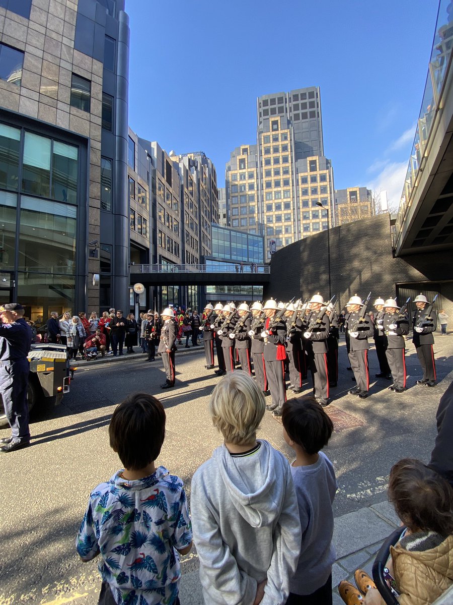 Caught some of the <a href="/lordmayors_show/">Lord Mayor's Show</a> before we went to the <a href="/MuseumofLondon/">MuseumofLondon</a> - it was great fun!