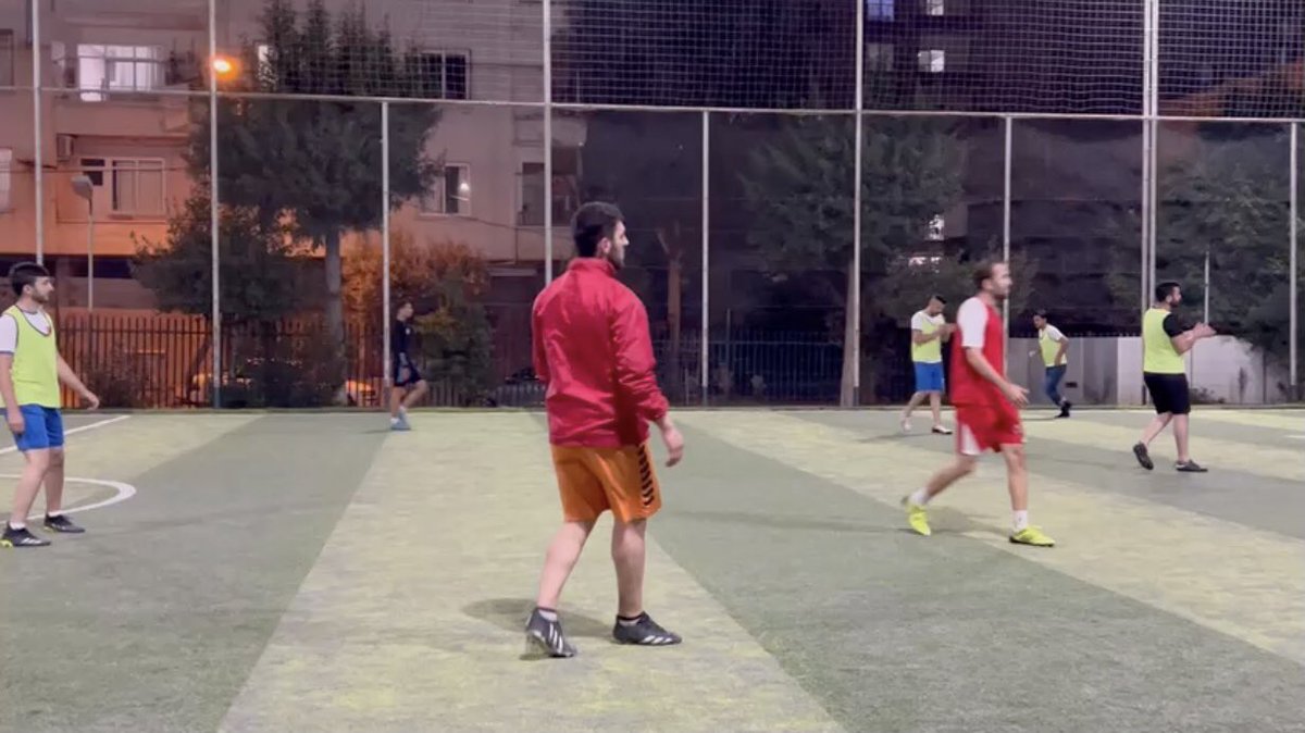 Yenisehire_deva's tweet photo. Yenişehir teşkilatı olarak, Mersin İşitme Engelliler Derneğinin futbol takımı ile oldukça keyifli bir maç yaptık. Kazanan Dostluk oldu.
#DevaSporda
@devapartisi @alibabacan @dogasanlioglu @MersineDeva @DincerGuran @mustafadikentr https://t.co/1BNCX9I6ek