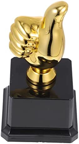 KibouDespairMod's tweet photo. ¡QUE BUENA TIRADA, AKIRA! ¡HASTA TE HAS LLEVADO UN TROFEO! 

... Pero es de plástico malo, se le está cayendo la pintura incluso antes de sacarlo de la caja, y además el pulgar tiene una raja. ¡Mas suerte la próxima! https://t.co/dpywquZoNB