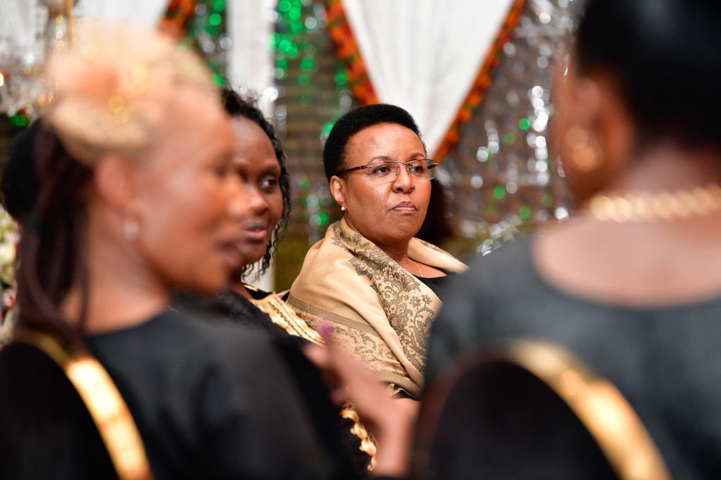 1/ Convened the 5th session of The Athena mentorship programme. Dubbed: ‘Forging to Greater Heights’ the session comprised of a cohort of women participants at the Nat.Defence College that are at the cusp of assuming strategic leadership positions different sectors in our nation.