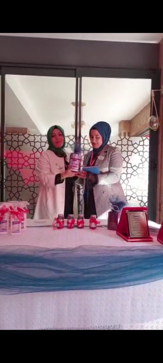 "Hayatta başarılı olanlar, kendilerine gereken bilgileri öğrenmekten bir an geri kalmazlar ve hadislerin sebeplerini her zaman araştırırlar."  Bronz liderlerim TEBRİKLER 👏👏👏#ersağ #ist #Güngören #büro