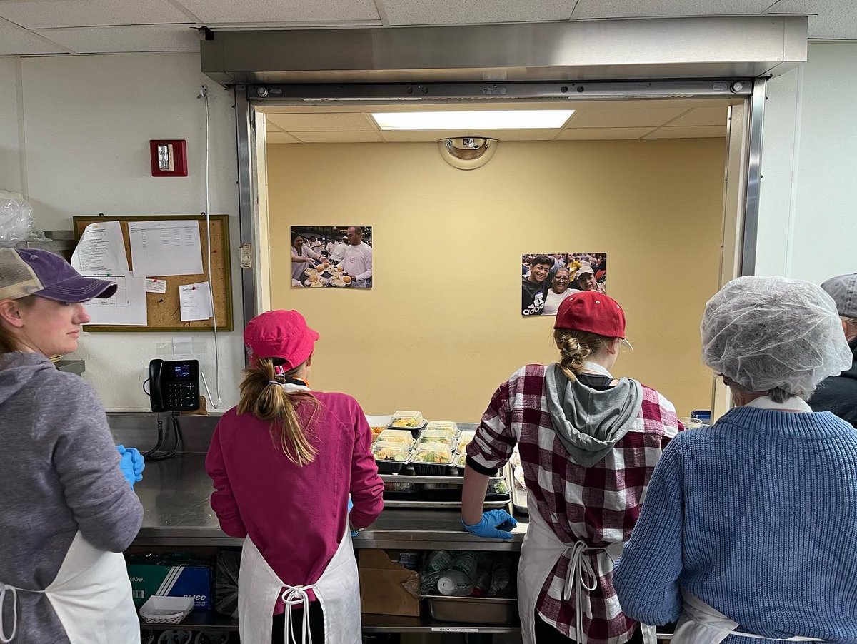 Harbor Lights Middle School tweet media