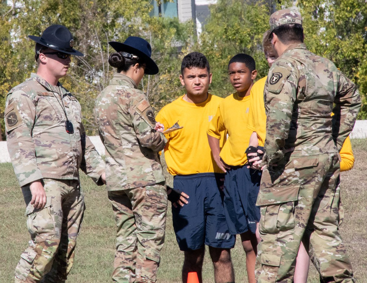U.S. Army - San Antonio Recruiting Battalion (@usarmysatx) on Twitter photo Today, William Howard Taft High School (San Antonio) hosted the competition for JROTC between all branches of the military. <a href="/TaftJROTC/">Taft TX-882 AFJROTC</a>
#JROTC #Navy #AirForce #Marines #USArmy
US Army Recruiting Command (USAREC) U.S. Army U.S. Army Training and Doctrine Command Today, William Howard Taft High School (San Antonio) hosted the competition for JROTC between all branches of the military. <a href="/TaftJROTC/">Taft TX-882 AFJROTC</a>
#JROTC #Navy #AirForce #Marines #USArmy
US Army Recruiting Command (USAREC) U.S. Army U.S. Army Training and Doctrine Command