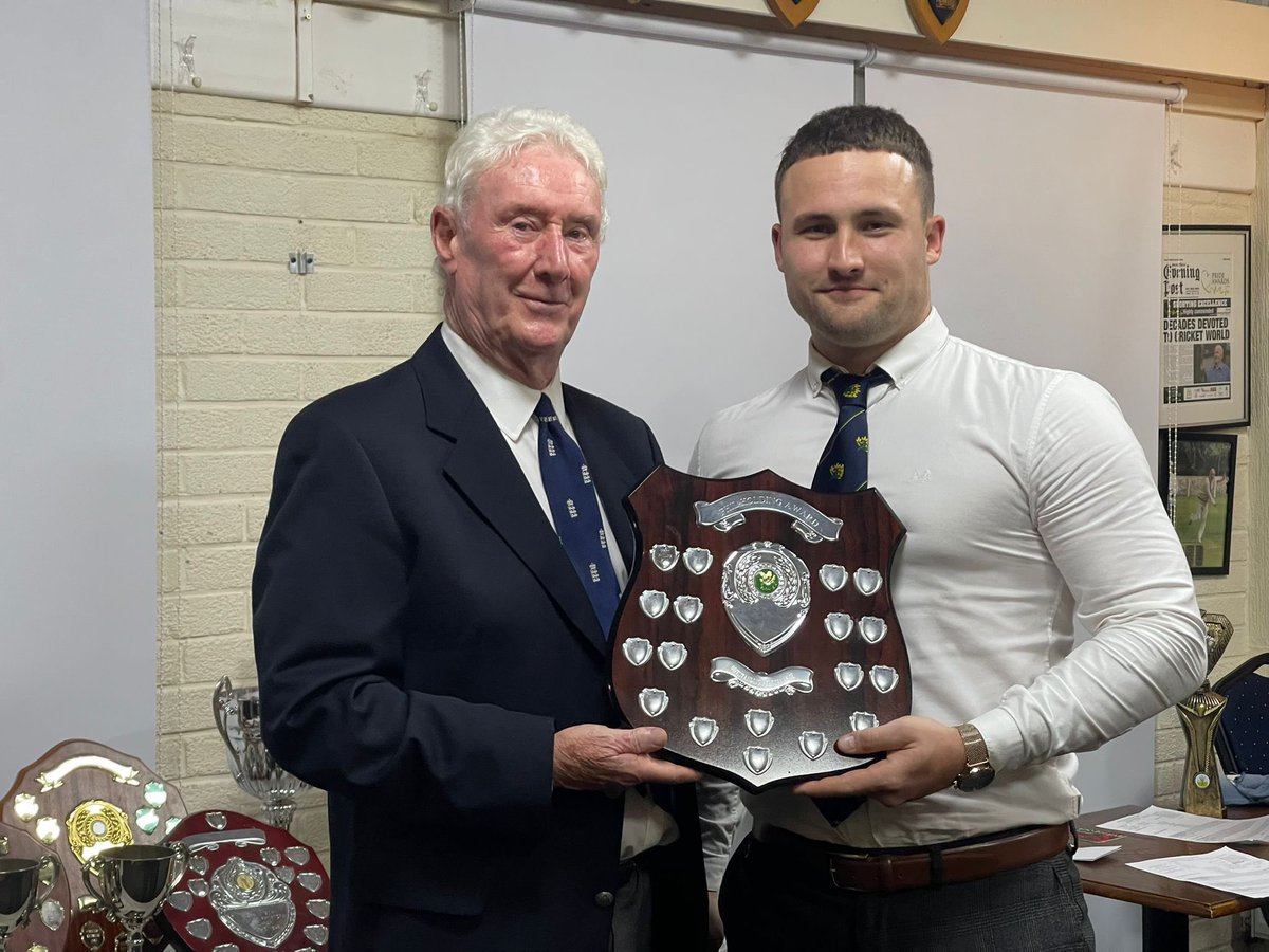 scottphillipsd1's tweet photo. Really enjoyable night @DafenWelfareCC to top off a great season with the boys 🏏 onto the next challenge #prem2 https://t.co/ab58Cyu8OY