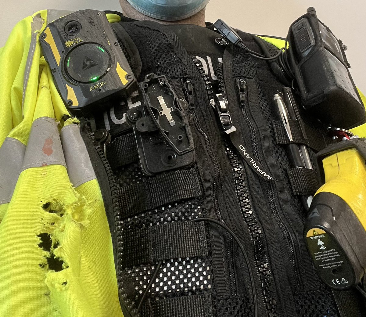 bmorgan1979's tweet photo. After a freak accident at work yesterday, don’t take every day mundane jobs for granted, communicate and plan, don’t rush. A scary moment being dragged face down along the A12 could have been avoided.
I’m fine but to fellow emergency service workers take care out on the roads. https://t.co/7seT1xbJhA