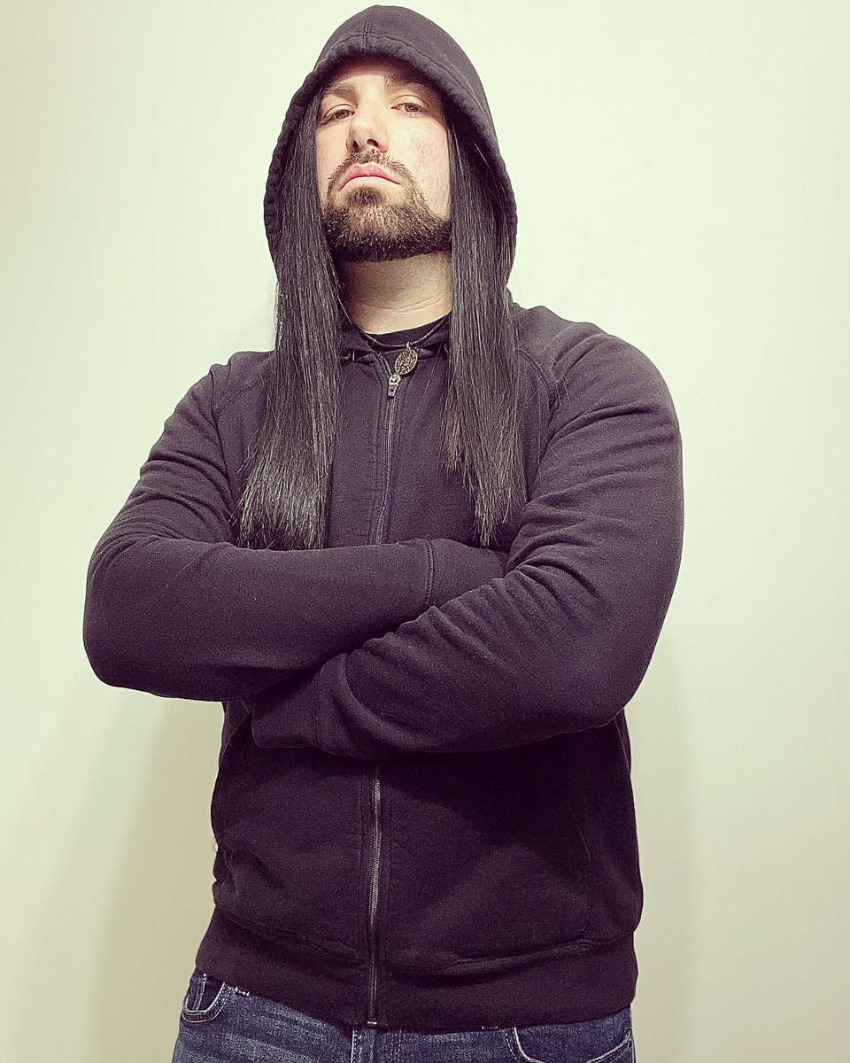RyanCarnage1's tweet photo. Scorpio Rising 🦂😎
#artist #musician #singer #guitarist #ChemicalXband #RyanCarnage #Scorpio #Autism #hair #longhair #massivelonghair #guyswithlonghair #blackhair #jetblackhair #beards #metal #rock #hoods #hoodies #looks #style #cool #awesome #sweet #amazing #badass https://t.co/yNmFSwfDR8