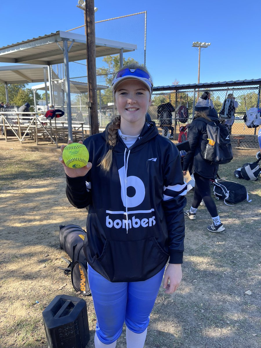 Uncommitted 2025 <a href="/willers_emma/">Emma Willers</a> hits a walk off homerun in game 1! Next game at 5:30 at Henderson park in Brenham, TX.
