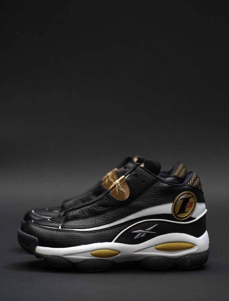 NEO_Pasadena's tweet photo. Reebok Answer DMX now available in-store. https://t.co/6QE6KehzyT