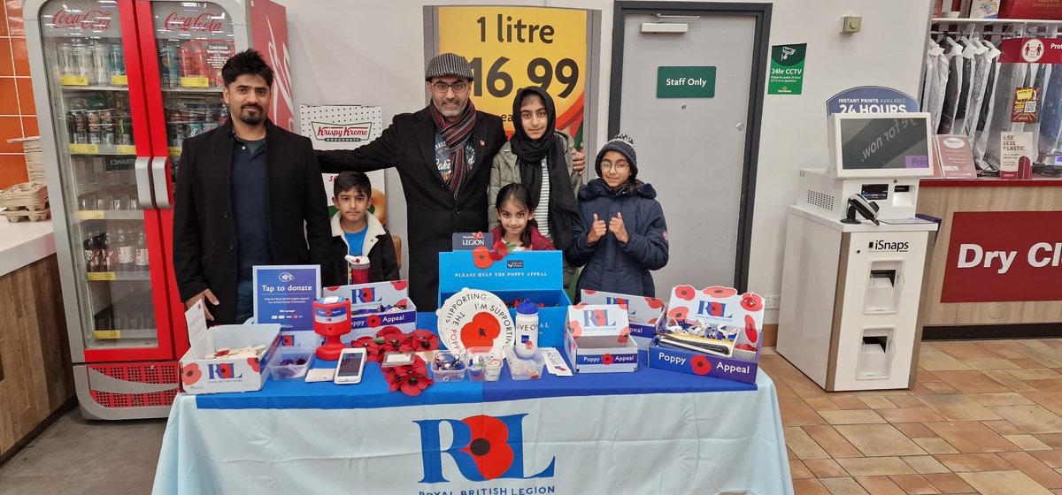 Young Muslims raise thousands for the Poppy Appeal at Westcroft Morrison in Milton Keynes. 

News <a href="/thisistotalmk/">Total MK</a> 

totalmk.co.uk/news/young-mus…