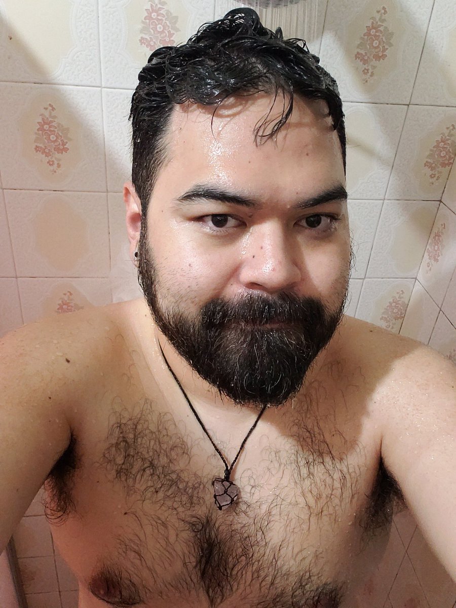 totorodebiscuit's tweet photo. Take a Shower With Me #TSWM https://t.co/nnNrHdMbxu