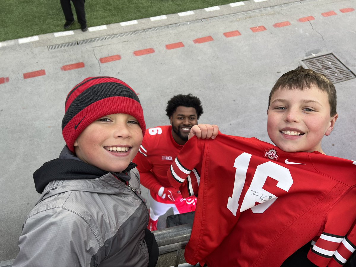 My youngest sons first OSU game. Thanks for the memories, Taron <a href="/t_lova23/">Taron Vincent</a>! Go Bucks!