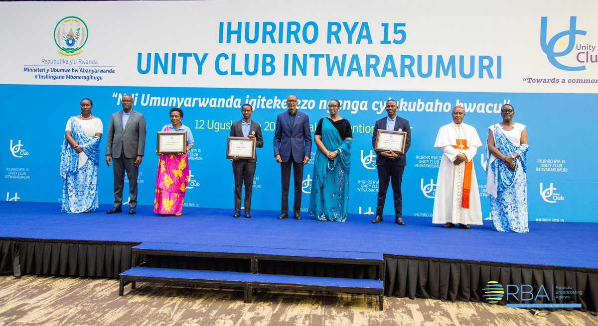 Radiorwanda_RBA's tweet photo. Abarinzi b’Igihango 10 bahawe Ishimwe ry’Ubumwe rya 2022. Harimo Abanyarwanda bane  n’abanyamahanga batandatu  #UnityClub15Forum https://t.co/cZFuFoBwBt