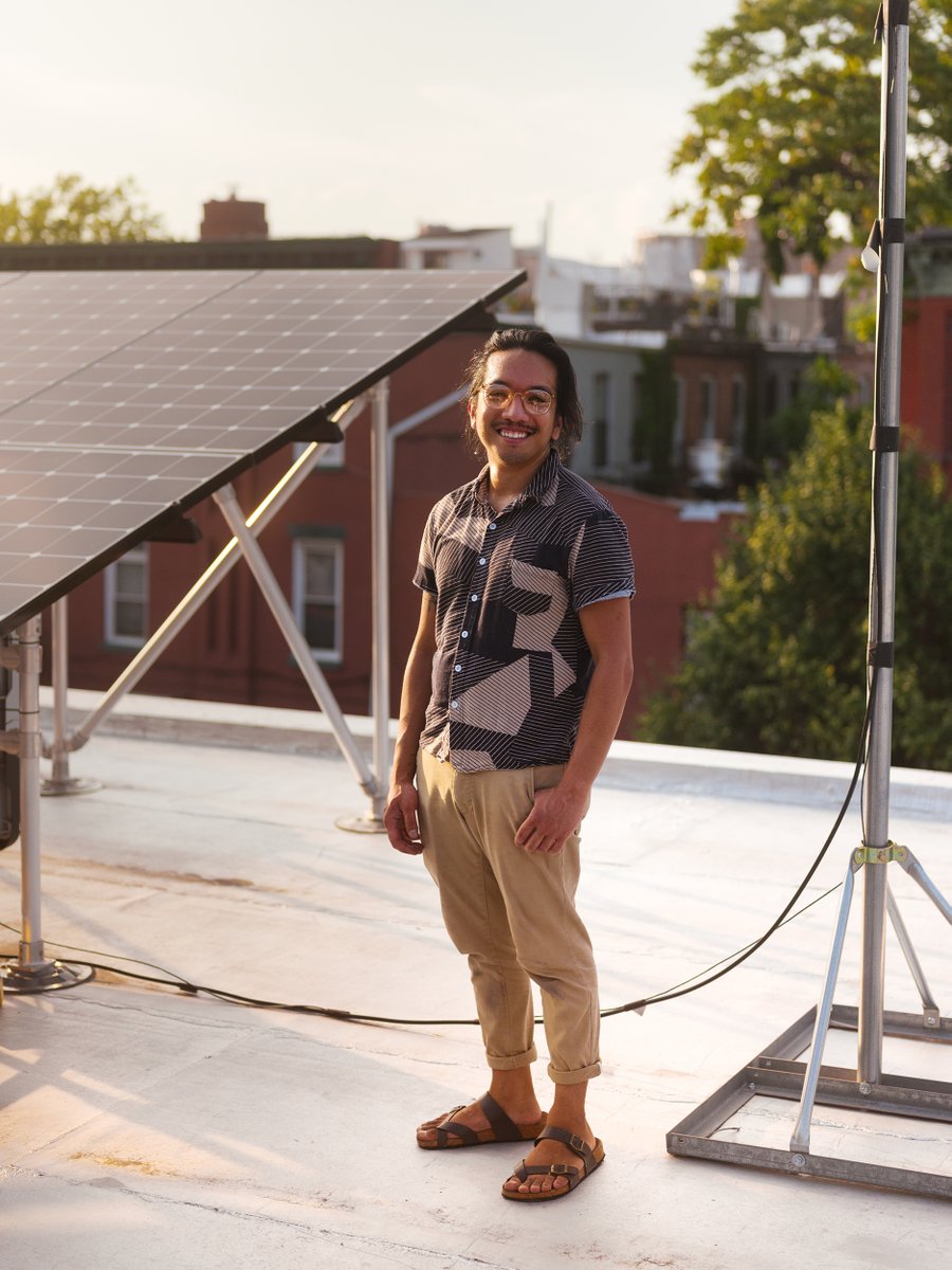 Don (<a href="/donosaur/">don</a>) is a product designer from Brooklyn who had his first introduction to blockchain technology through mining Helium (HNT) - a decentralized wireless network of hotspots.

Listen to the interview:
huweb3.xyz/donosaur