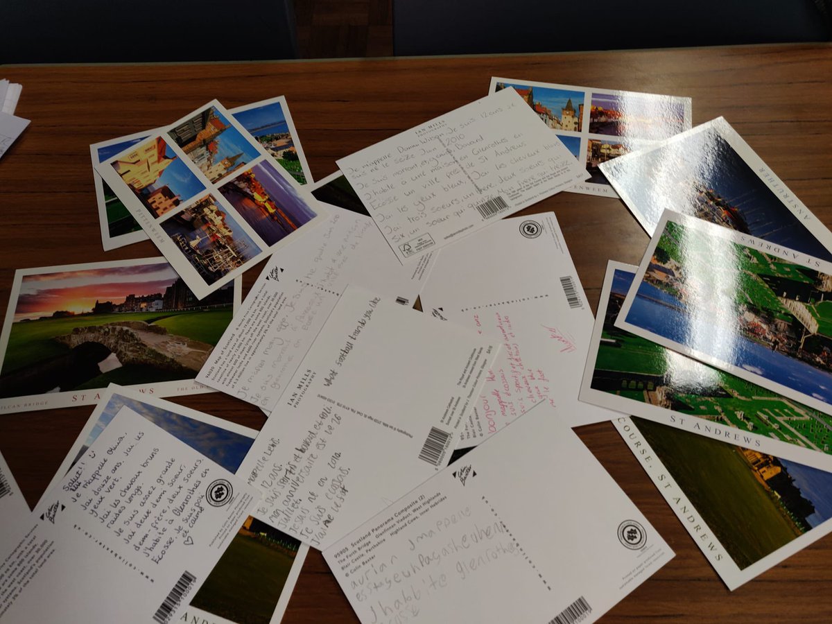 GHSModernlang's tweet photo. S1 pupils sending postcards to pen pals in France! @GlenrothesHS https://t.co/eufaTg6prN