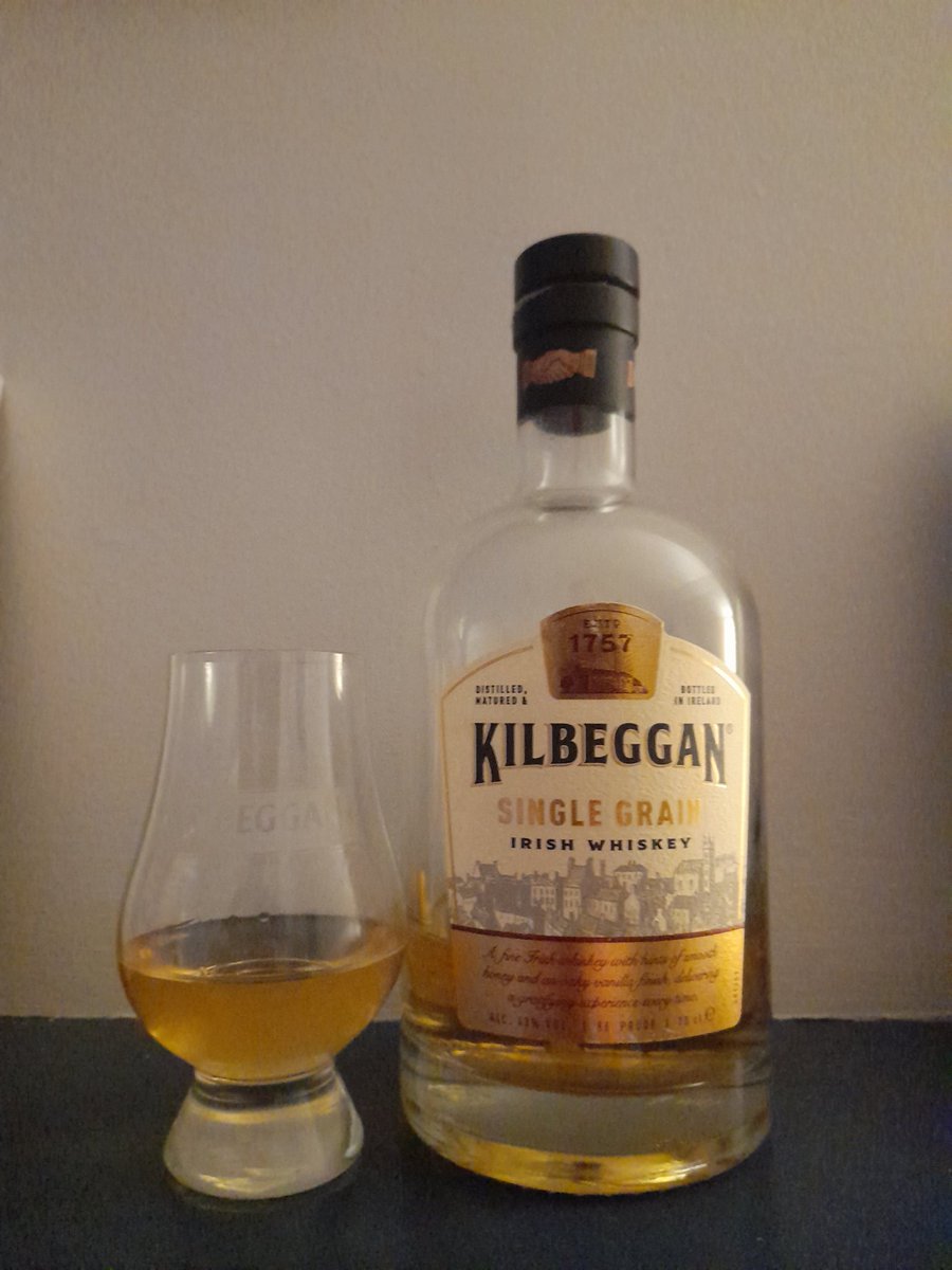 conorohare91's tweet photo. #SaturdayNightSip #saturdaynightsup with @Kilbeggan #kilbeggandistillery 

A single grain that should be part of any whiskey collection 

#singlegrain #cooleydistillery #mazie https://t.co/STvf7EQVoF