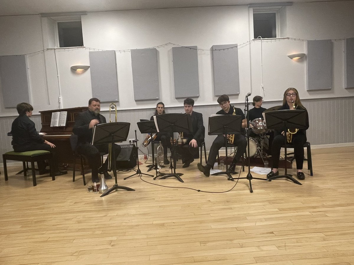 a lovely evening of music from <a href="/felstedmusic/">Felsted Music</a> jazz band !! #music #jazz