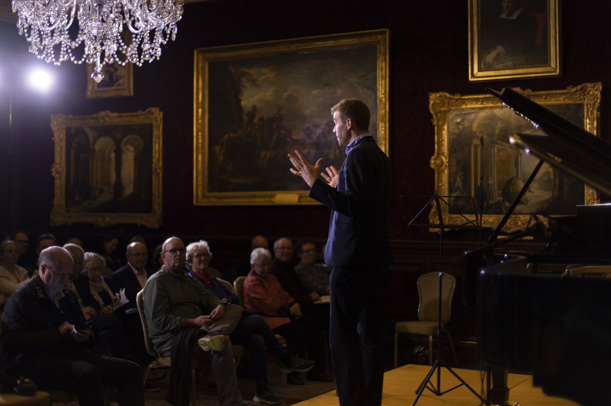 WestWicFestival's tweet image. What a stunning performance from American violinist @xtaizy &amp;amp; German pianist Silke Avenhaus this evening. It was a total treat to hear their exquisite performances of Beethoven&apos;s &quot;Spring&quot; &amp;amp; &quot;Kreutzer&quot; Sonatas, alongside music by Szymanowski &amp;amp; Ian Wilson&apos;.
📸 @FMarshallPhoto