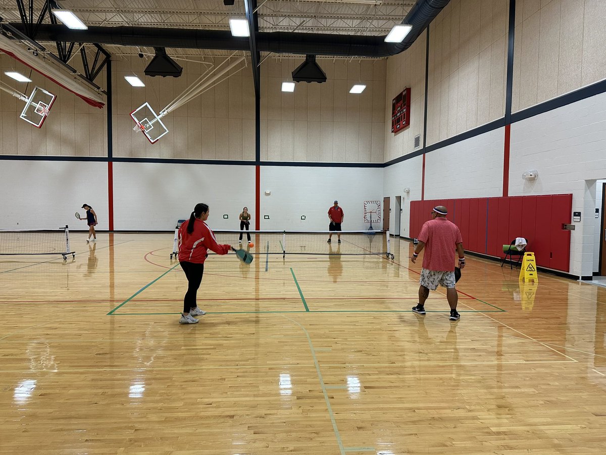 MrHamai's tweet photo. Congrats to Bella and Livia on winning the Liberty Girls Tennis Pickleball Tournament!  Thanks to all who came and played to make it a fun time! 
@LibEagleTennis @WSDLibertyHS https://t.co/zmuxBFbz71