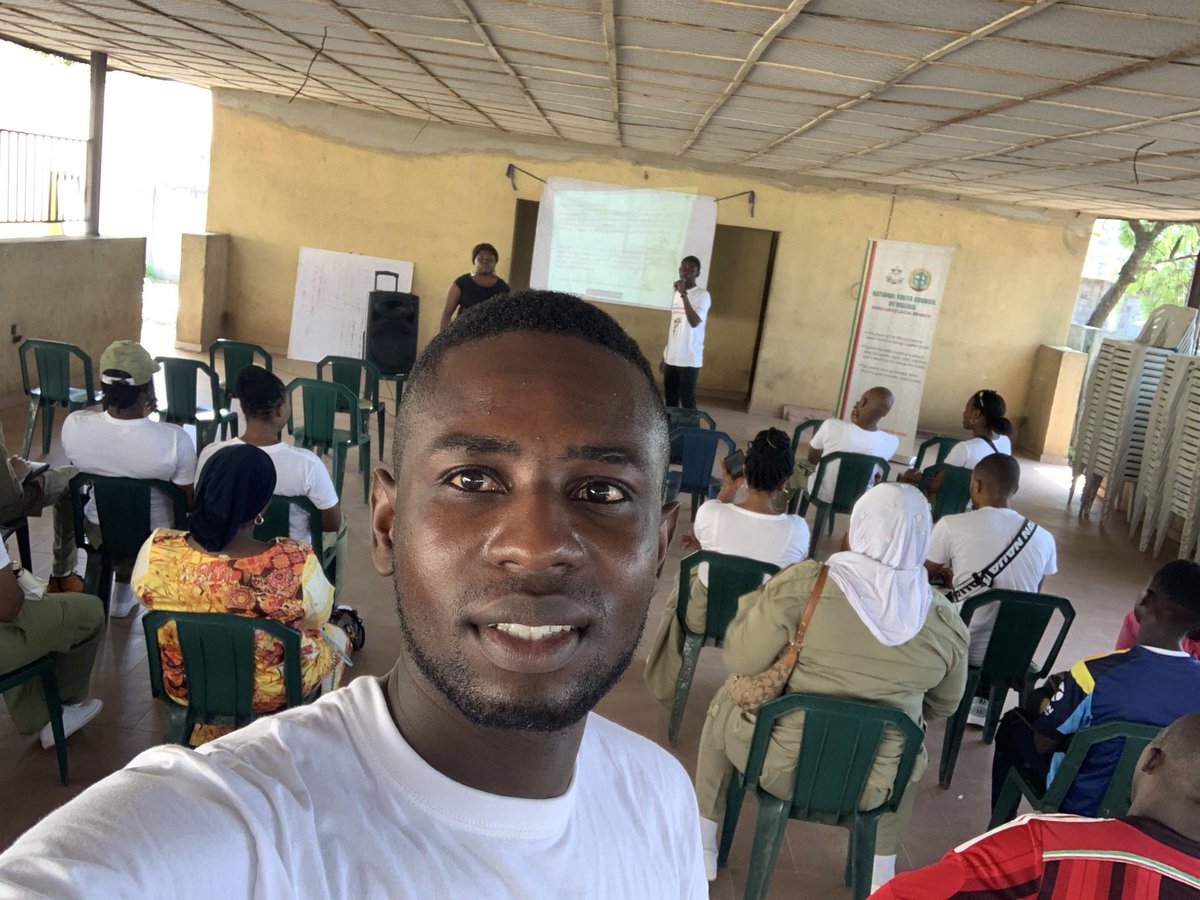yinksy09's tweet photo. Thank you to all team members ( 
@ValiantVeektor @OlorunesanTruth ,Deborah Odeniyi &amp; other volunteers) because they say team work makes a successful project.

Thank you for the training and opportunity  @ActionAidNG &amp;  @InspiredYouthNt #Youth4GreenEco 
We are #DigitalActivists https://t.co/21Mi84DcZz