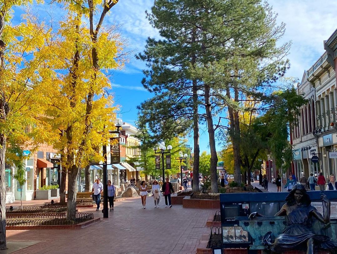From the big cities to the small towns or the grand adventures to the intimate moments, you can discover it all in Colorado. Check out some of our favorite things to do in the Centennial state: bit.ly/3fMYr9A

📸: stinagenoa