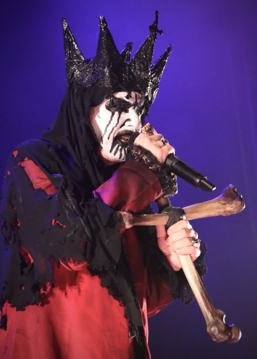 #MercyfulFate: Many thanks to the <a href="/MetalBlade/">Metal Blade Records</a> team. #KingDiamond and company rocked #Brooklyn Thursday night. 
#kingstheater #heavymetal #concerts #bands