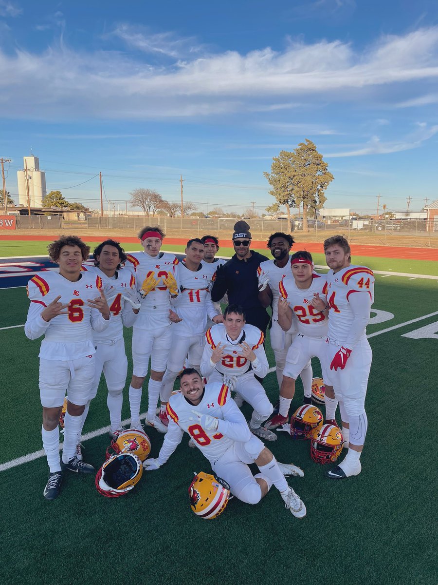 coachscooper's tweet photo. 2022 @Sooner_Athletic Champs

#4
💍 💍 💍 💍

#RollStorm https://t.co/4H4JCGE5os