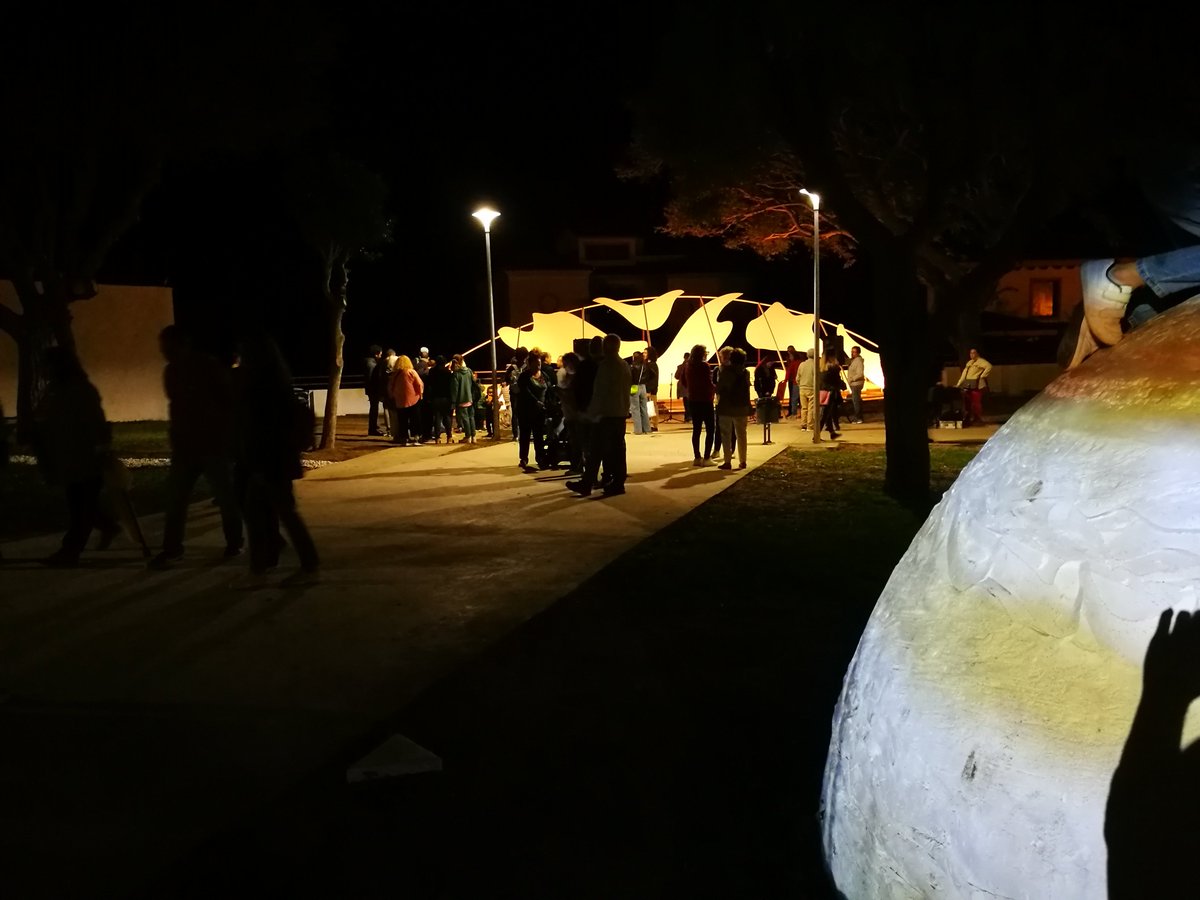 ViryiMarin's tweet photo. Feliz por la bonita energía que se respiró ayer en la inauguración del observatorio astronomico y el Parque de los Planetas, en Conil, en el que he tenido algo que ver... 😅 https://t.co/xS4GynZwaz