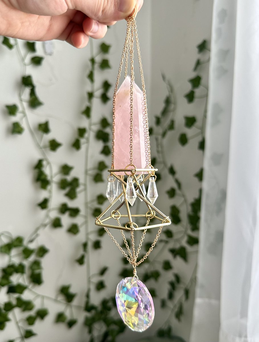 for my rose quartz lovers 🌸✨🦋

monarchmoonart.com