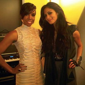 Selenurrr 🧕🏻🌙 on Twitter: "RT @BuzzingPop: Kelly Rowland and Nicole