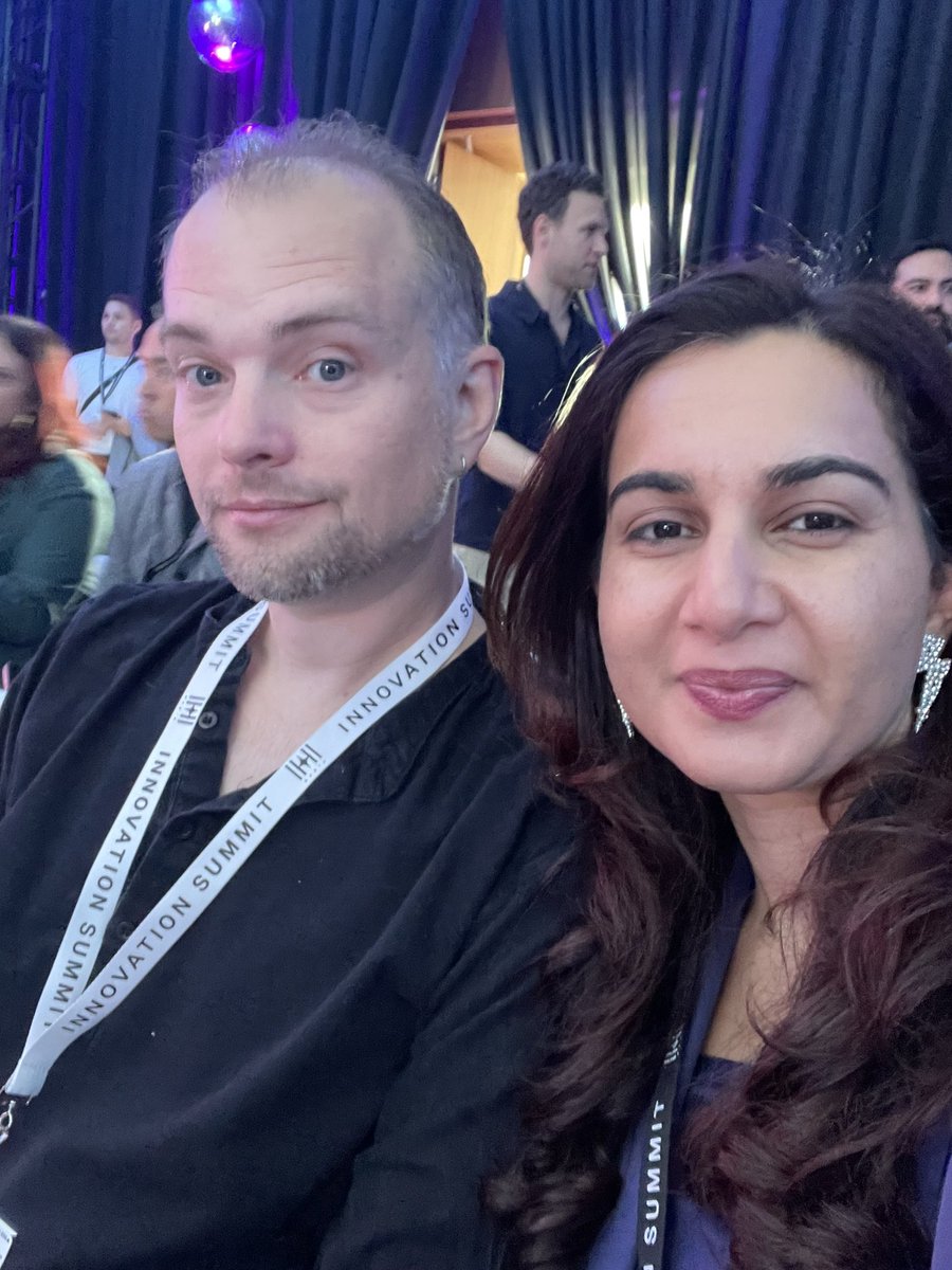 gamingfordev's tweet photo. The first part of the day was dedicated to the #1111mediasummit
An exclusive #iconsonly gathering of the smartest, most badass brains & beauties in the web3, tech and fashion world!
90% of the speakers were women, a 1st for a web3 conf!!
I rocked my @breshnagame earrings ⚡️ https://t.co/aCmQthkQV6